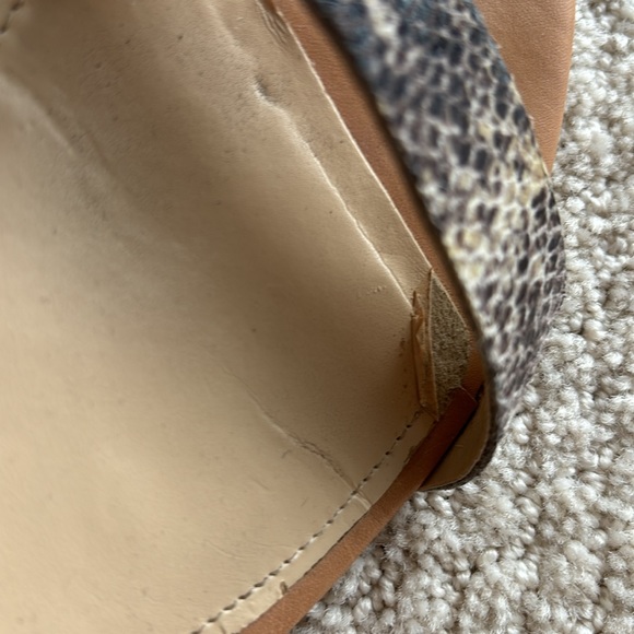 Enzo Angiolini sandals in size 5 1/2 with crisscross ankle straps - Picture 8 of 10